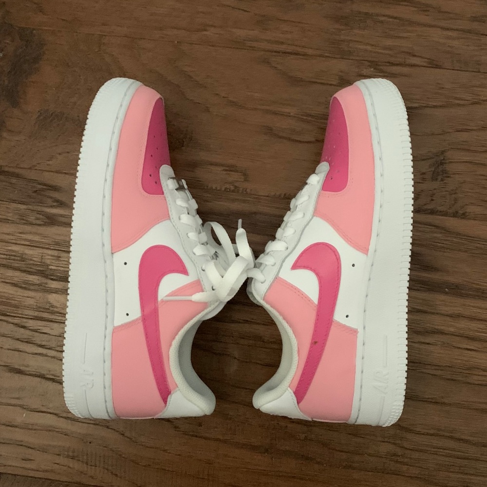 Customized Pink Nike Air Force 1 ‘07